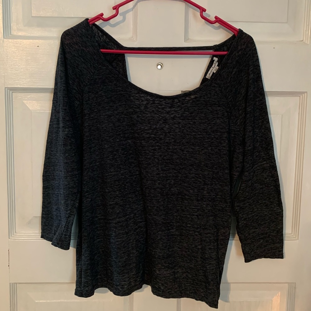 American Eagle Medium 3/4 sleeve Grey Blouse